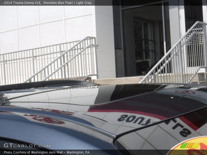 Shoreline Blue Pearl / Light Gray 2014 Toyota Sienna XLE