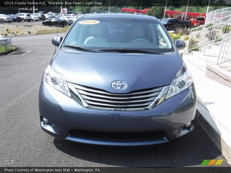 Shoreline Blue Pearl / Light Gray 2014 Toyota Sienna XLE