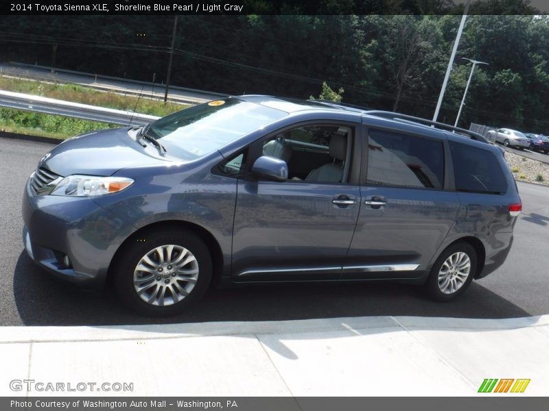 Shoreline Blue Pearl / Light Gray 2014 Toyota Sienna XLE