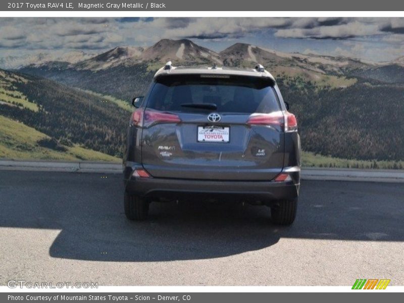 Magnetic Gray Metallic / Black 2017 Toyota RAV4 LE