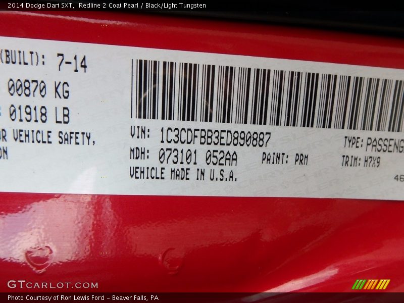 Redline 2 Coat Pearl / Black/Light Tungsten 2014 Dodge Dart SXT