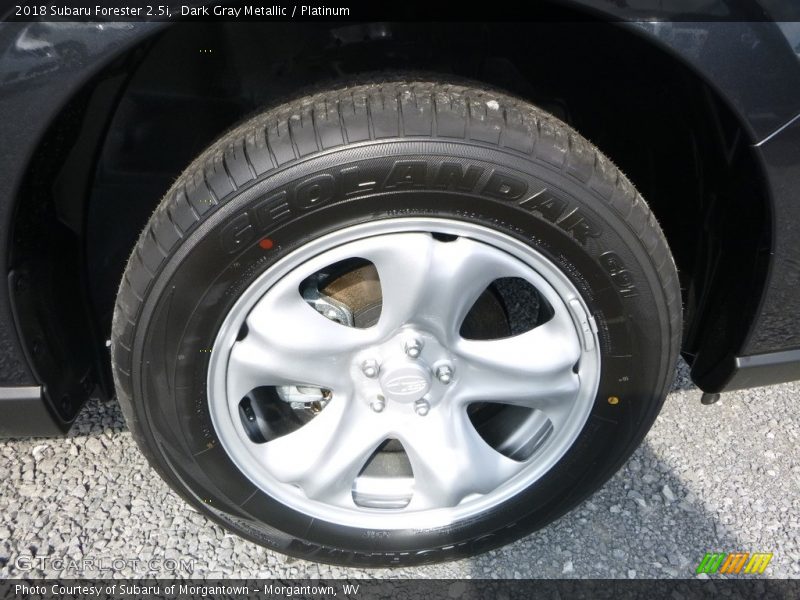 Dark Gray Metallic / Platinum 2018 Subaru Forester 2.5i
