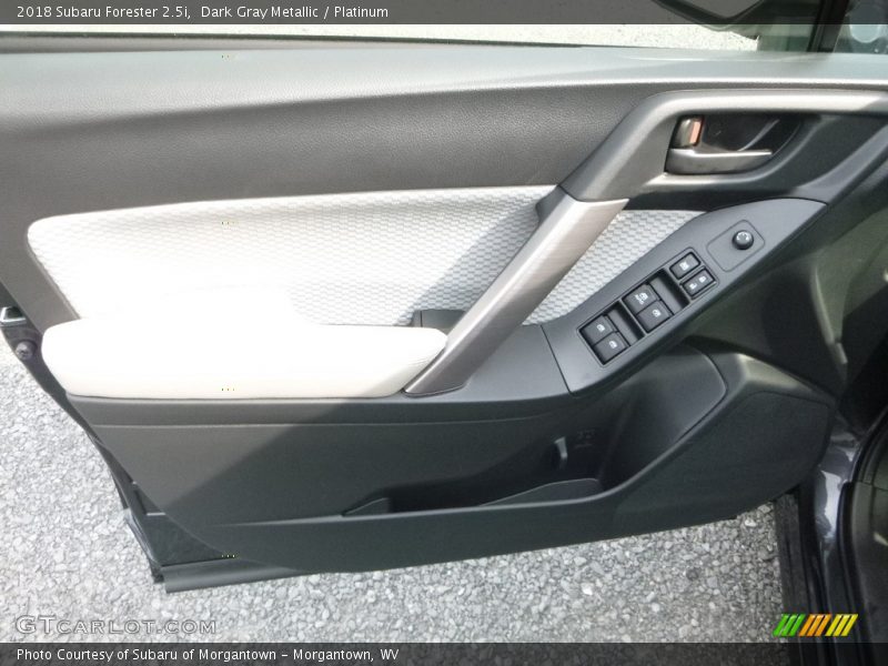 Dark Gray Metallic / Platinum 2018 Subaru Forester 2.5i
