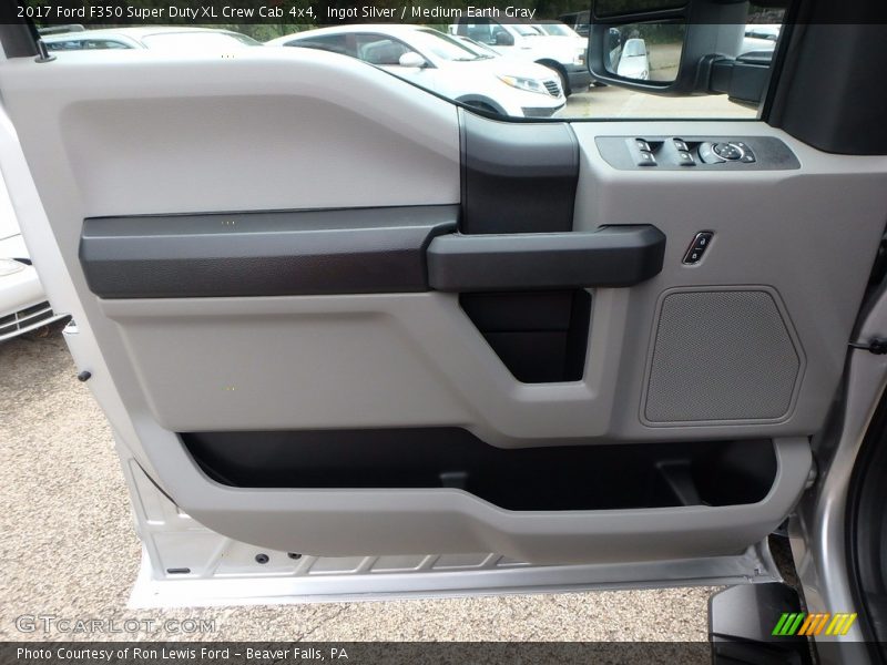 Ingot Silver / Medium Earth Gray 2017 Ford F350 Super Duty XL Crew Cab 4x4