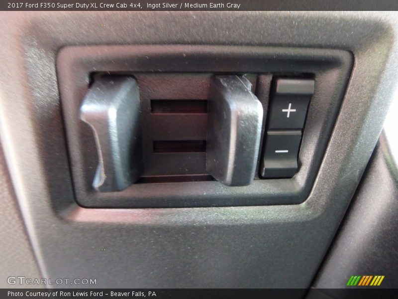 Ingot Silver / Medium Earth Gray 2017 Ford F350 Super Duty XL Crew Cab 4x4