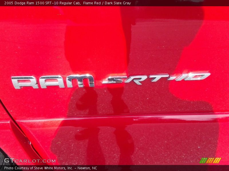 2005 Ram 1500 SRT-10 Regular Cab Logo