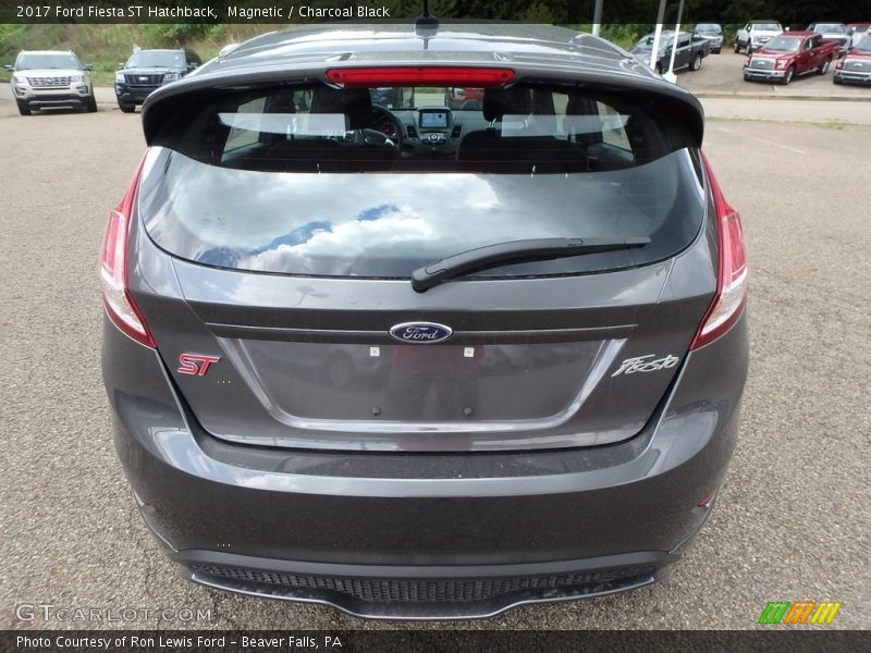 Magnetic / Charcoal Black 2017 Ford Fiesta ST Hatchback