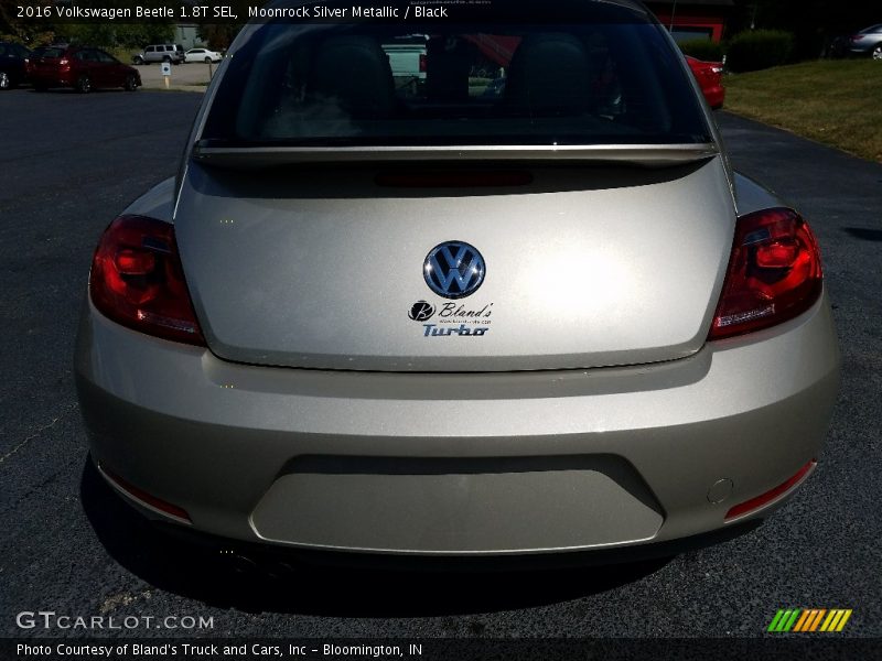 Moonrock Silver Metallic / Black 2016 Volkswagen Beetle 1.8T SEL