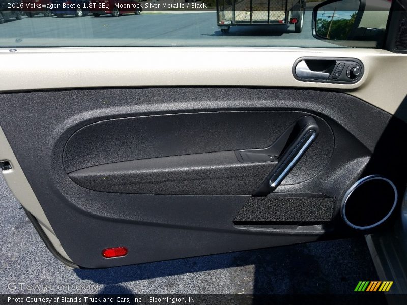 Moonrock Silver Metallic / Black 2016 Volkswagen Beetle 1.8T SEL