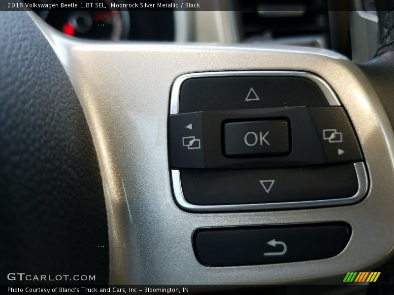 Moonrock Silver Metallic / Black 2016 Volkswagen Beetle 1.8T SEL