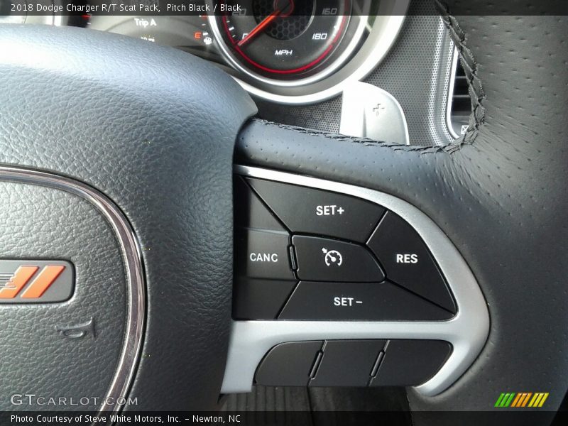 Pitch Black / Black 2018 Dodge Charger R/T Scat Pack