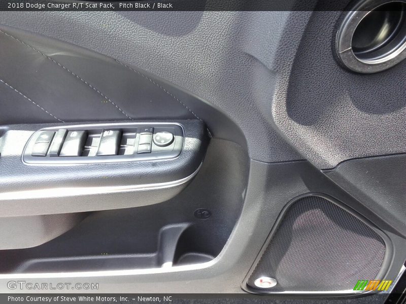 Pitch Black / Black 2018 Dodge Charger R/T Scat Pack