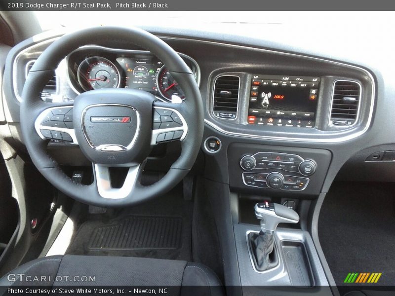 Pitch Black / Black 2018 Dodge Charger R/T Scat Pack