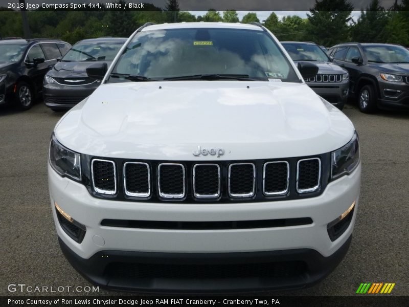 White / Black 2018 Jeep Compass Sport 4x4