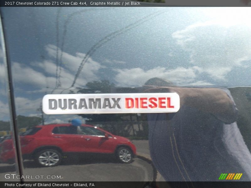 Graphite Metallic / Jet Black 2017 Chevrolet Colorado Z71 Crew Cab 4x4