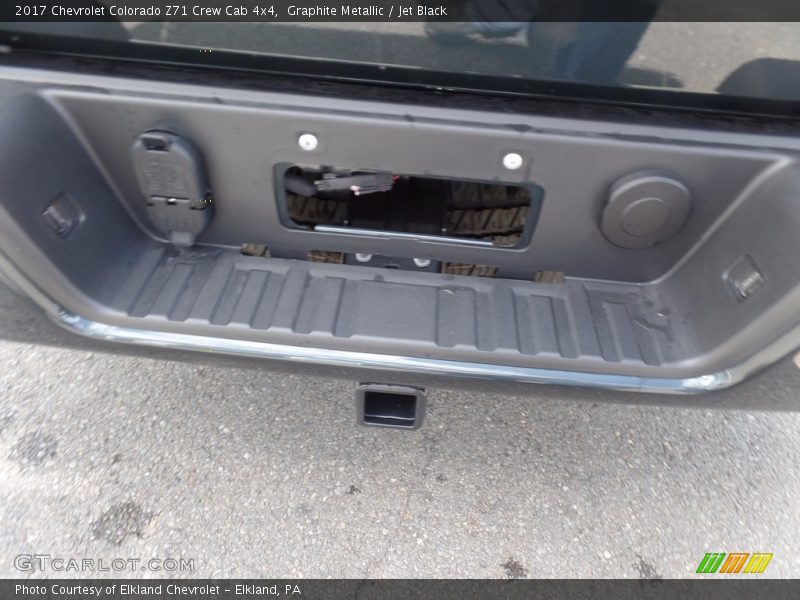 Graphite Metallic / Jet Black 2017 Chevrolet Colorado Z71 Crew Cab 4x4