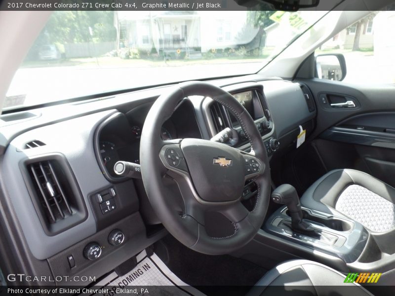Graphite Metallic / Jet Black 2017 Chevrolet Colorado Z71 Crew Cab 4x4