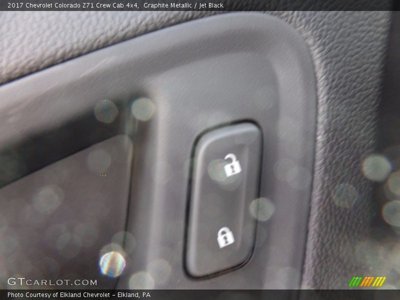 Graphite Metallic / Jet Black 2017 Chevrolet Colorado Z71 Crew Cab 4x4