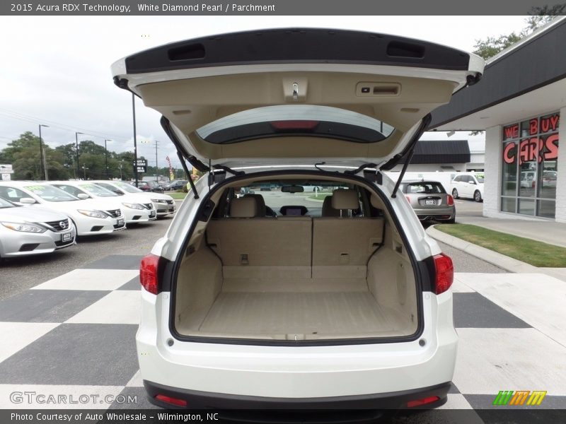 White Diamond Pearl / Parchment 2015 Acura RDX Technology
