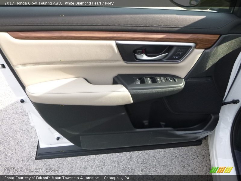 White Diamond Pearl / Ivory 2017 Honda CR-V Touring AWD