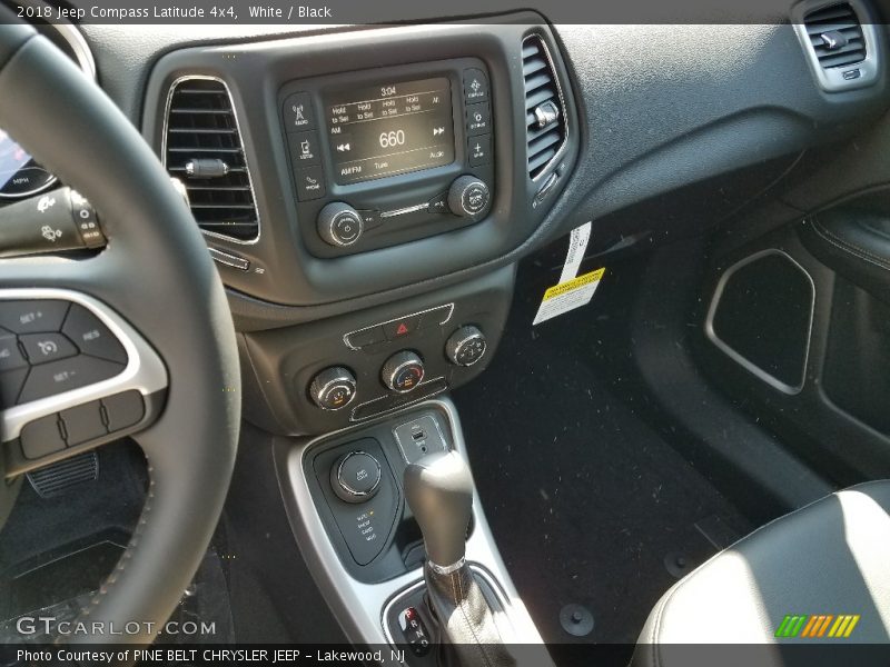 White / Black 2018 Jeep Compass Latitude 4x4