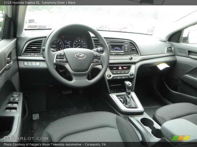 Symphony Silver / Black 2018 Hyundai Elantra SE