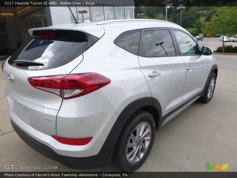 Molten Silver / Beige 2017 Hyundai Tucson SE AWD