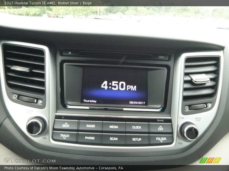 Molten Silver / Beige 2017 Hyundai Tucson SE AWD