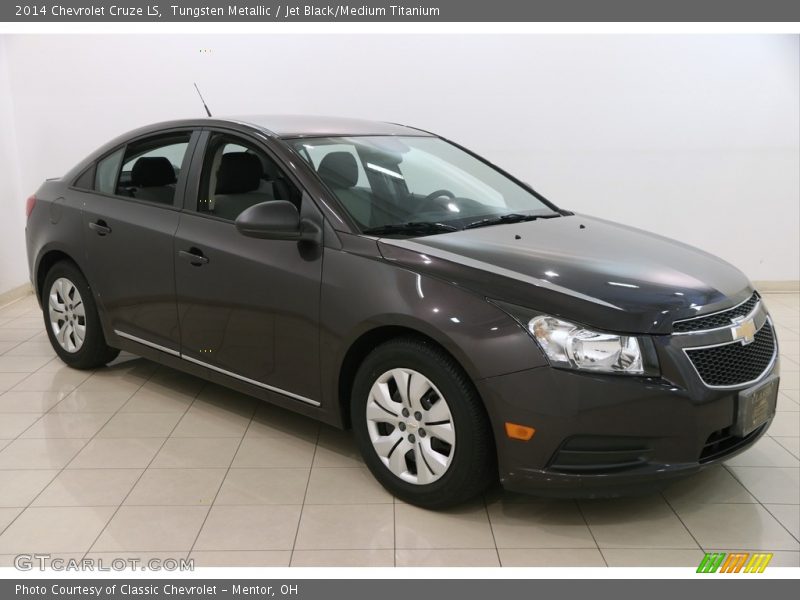 Tungsten Metallic / Jet Black/Medium Titanium 2014 Chevrolet Cruze LS