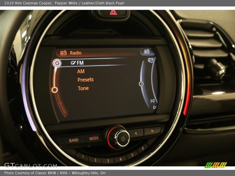 Pepper White / Leather/Cloth Black Pearl 2016 Mini Clubman Cooper