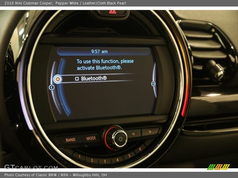 Pepper White / Leather/Cloth Black Pearl 2016 Mini Clubman Cooper