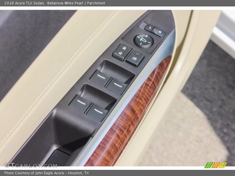 Bellanova White Pearl / Parchment 2018 Acura TLX Sedan