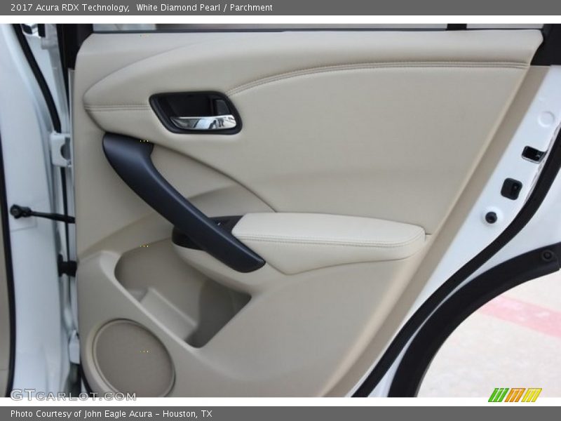 White Diamond Pearl / Parchment 2017 Acura RDX Technology