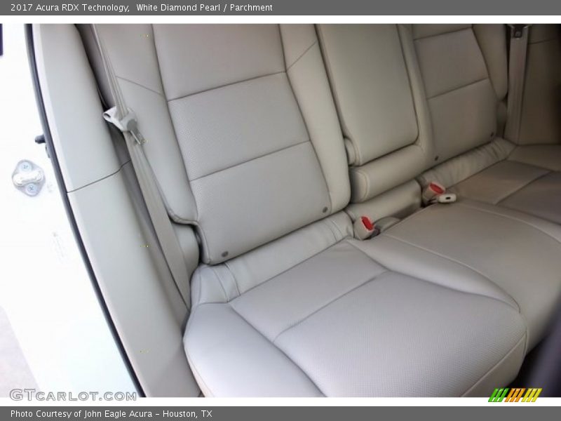White Diamond Pearl / Parchment 2017 Acura RDX Technology