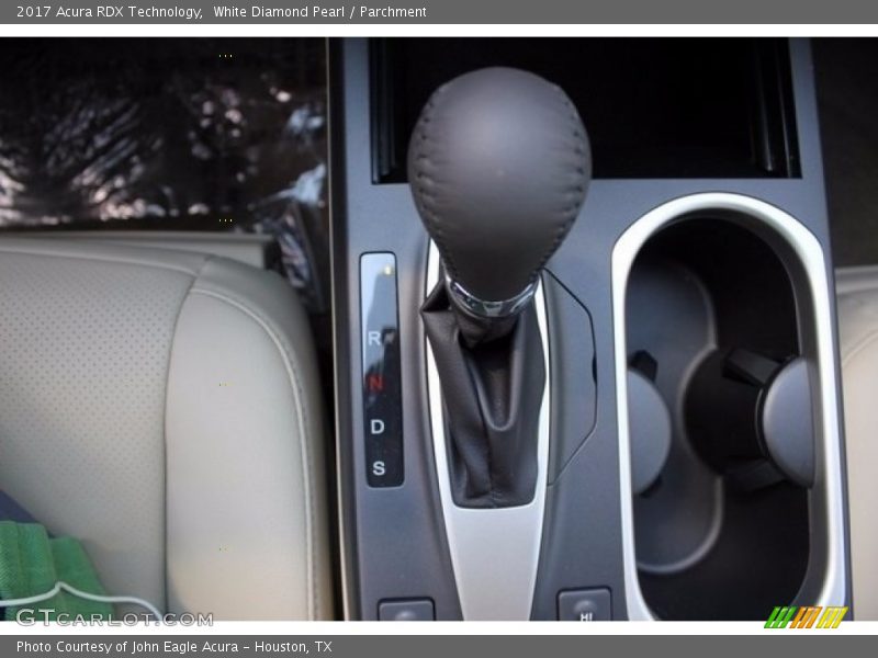 White Diamond Pearl / Parchment 2017 Acura RDX Technology