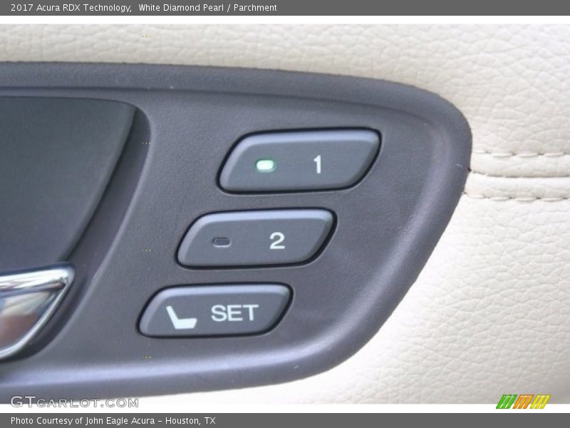 White Diamond Pearl / Parchment 2017 Acura RDX Technology