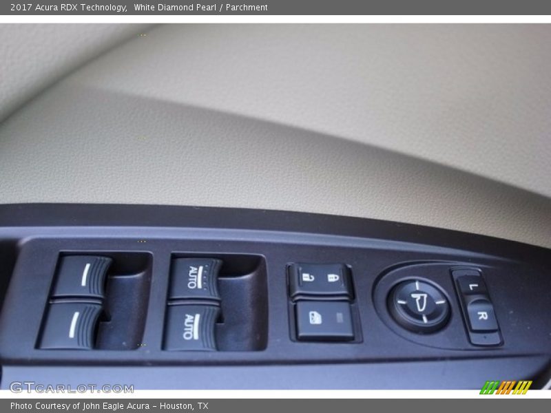 White Diamond Pearl / Parchment 2017 Acura RDX Technology
