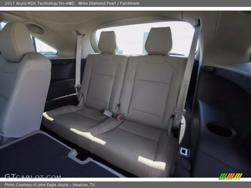 White Diamond Pearl / Parchment 2017 Acura MDX Technology SH-AWD