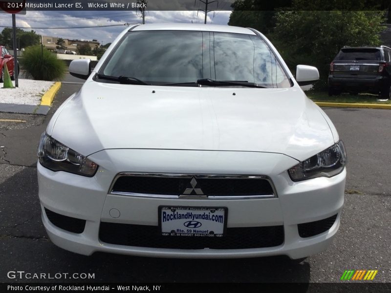 Wicked White / Black 2014 Mitsubishi Lancer ES