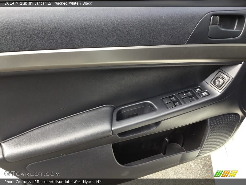 Wicked White / Black 2014 Mitsubishi Lancer ES