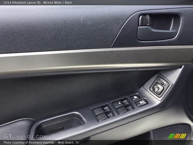 Wicked White / Black 2014 Mitsubishi Lancer ES