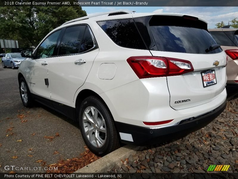 Iridescent Pearl Tricoat / Jet Black/­Brandy 2018 Chevrolet Equinox Premier AWD