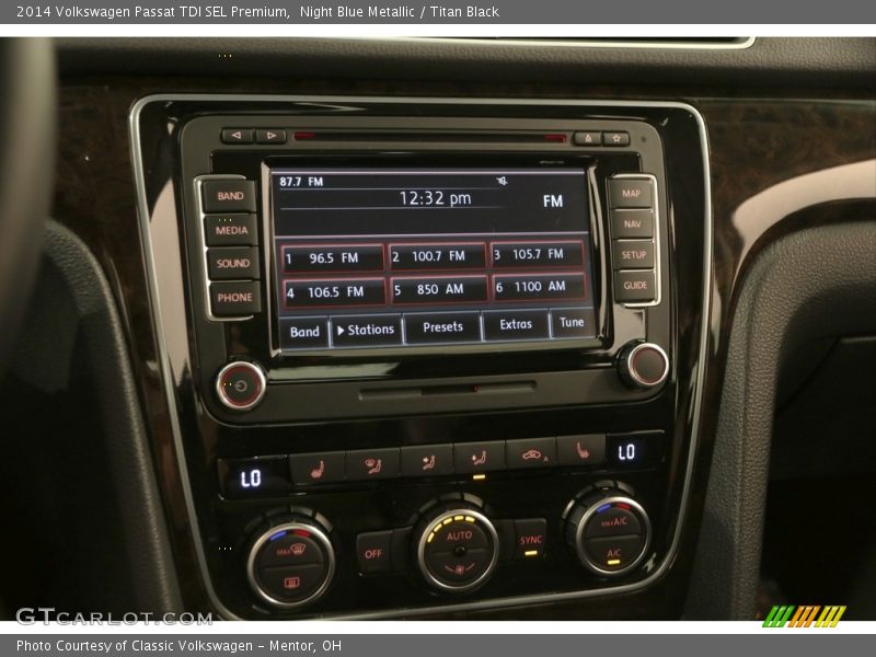 Night Blue Metallic / Titan Black 2014 Volkswagen Passat TDI SEL Premium