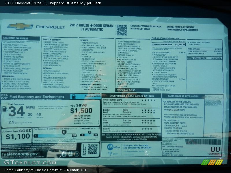 Pepperdust Metallic / Jet Black 2017 Chevrolet Cruze LT