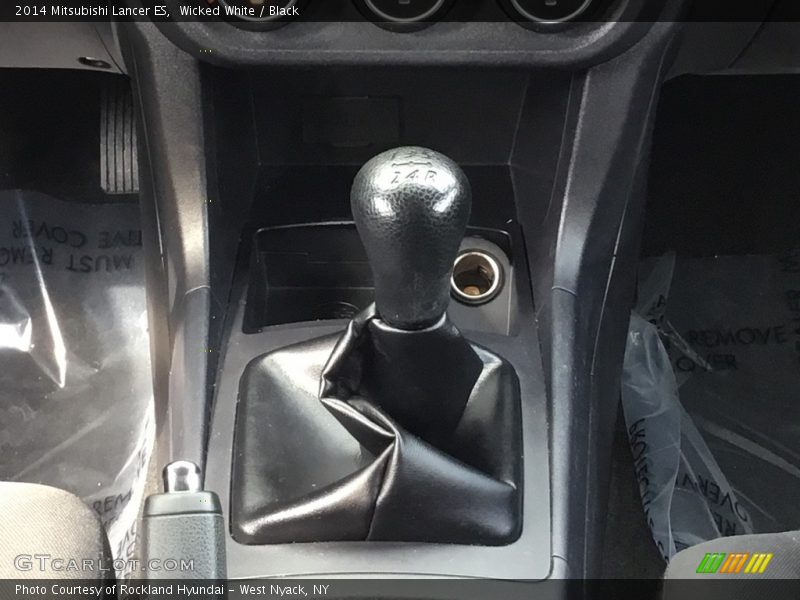 Wicked White / Black 2014 Mitsubishi Lancer ES