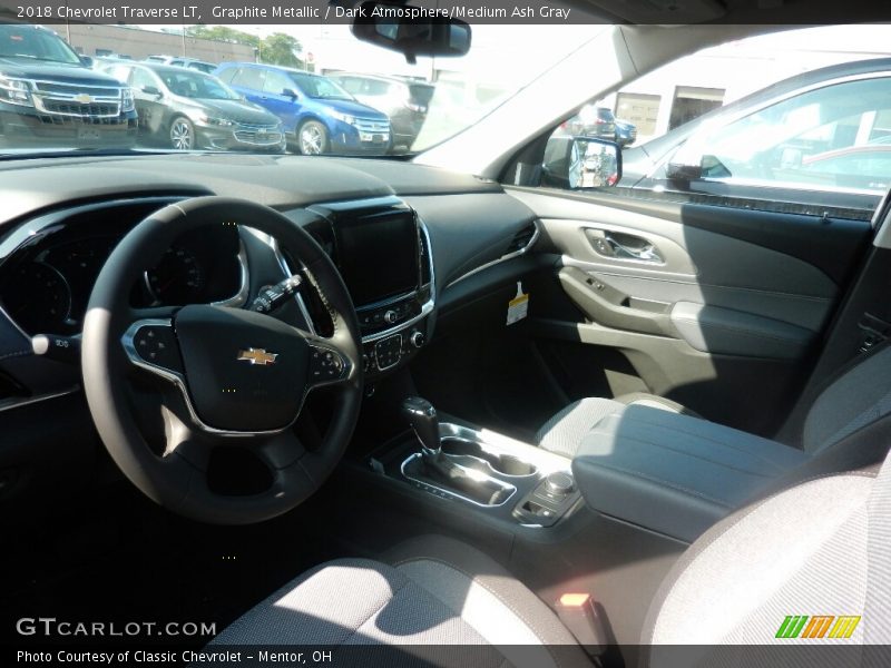 Graphite Metallic / Dark Atmosphere/Medium Ash Gray 2018 Chevrolet Traverse LT