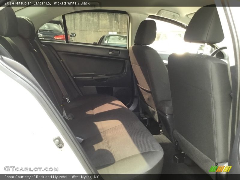 Wicked White / Black 2014 Mitsubishi Lancer ES