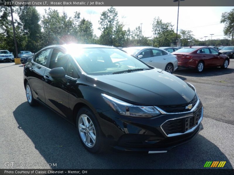 Mosaic Black Metallic / Jet Black 2017 Chevrolet Cruze LT
