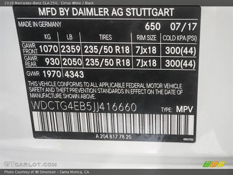 Cirrus White / Black 2018 Mercedes-Benz GLA 250