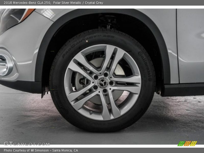 Polar Silver Metallic / Crystal Grey 2018 Mercedes-Benz GLA 250